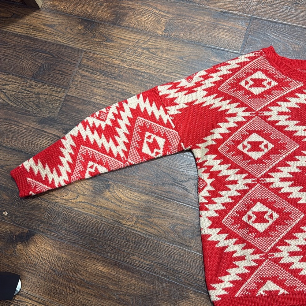 Angie medium Aztec print sweater. - Picture 2 of 6